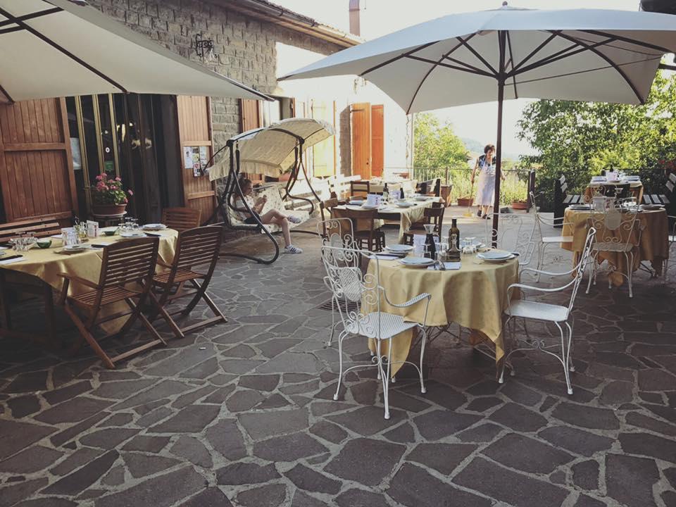 Albergo Ristorante Letizia Chiusi della Verna Extérieur photo