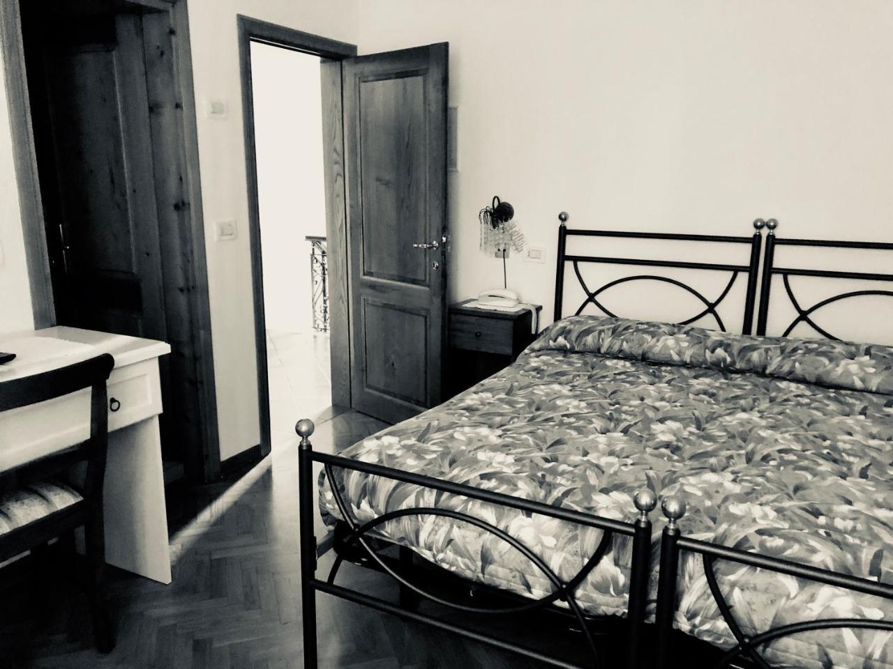 Albergo Ristorante Letizia Chiusi della Verna Extérieur photo