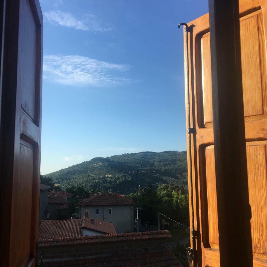 Albergo Ristorante Letizia Chiusi della Verna Extérieur photo